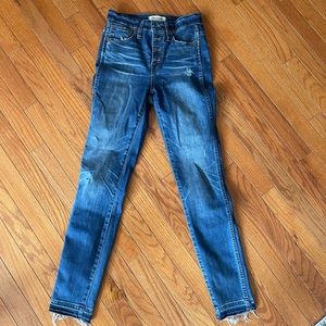 10" High-Rise Skinny Jeans Button-Front Edition